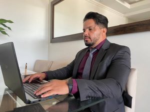 Empreendedor de Sucesso, Renato Prado, lança o seu primeiro livro