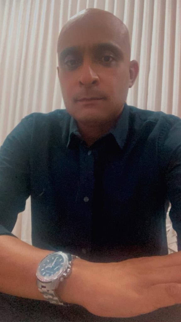 André Santiago